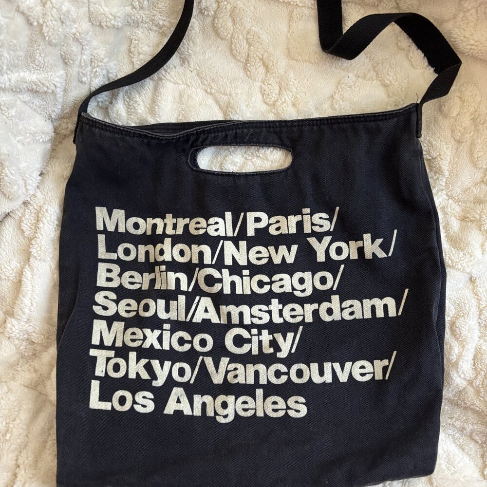 American Apparel Cities tote black vintage